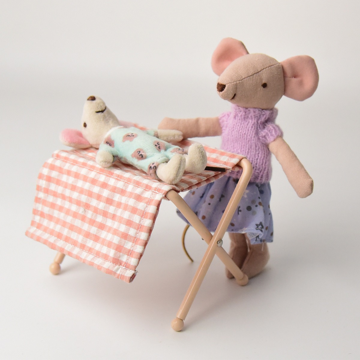Tablet Accessories For Kids - 1/12 mesa de troca em miniatura